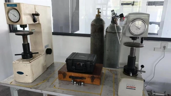 M12x1.5 Spherical Seat Wheel Bolt, Factory Team and Production Line
